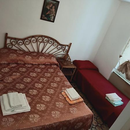 Villa Musica E Poesia Da Battisti Ida à Poggio Bustone Extérieur photo