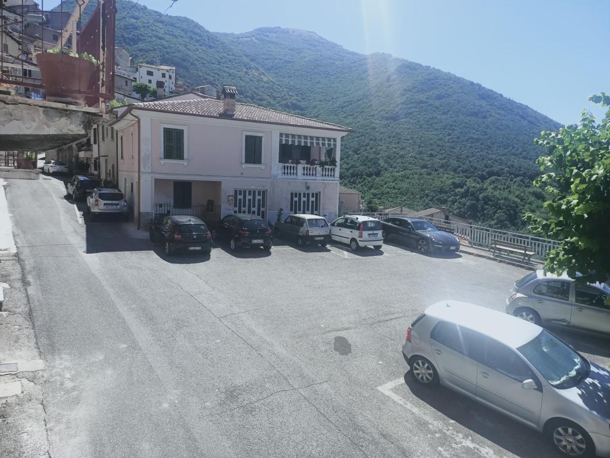 Villa Musica E Poesia Da Battisti Ida à Poggio Bustone Extérieur photo