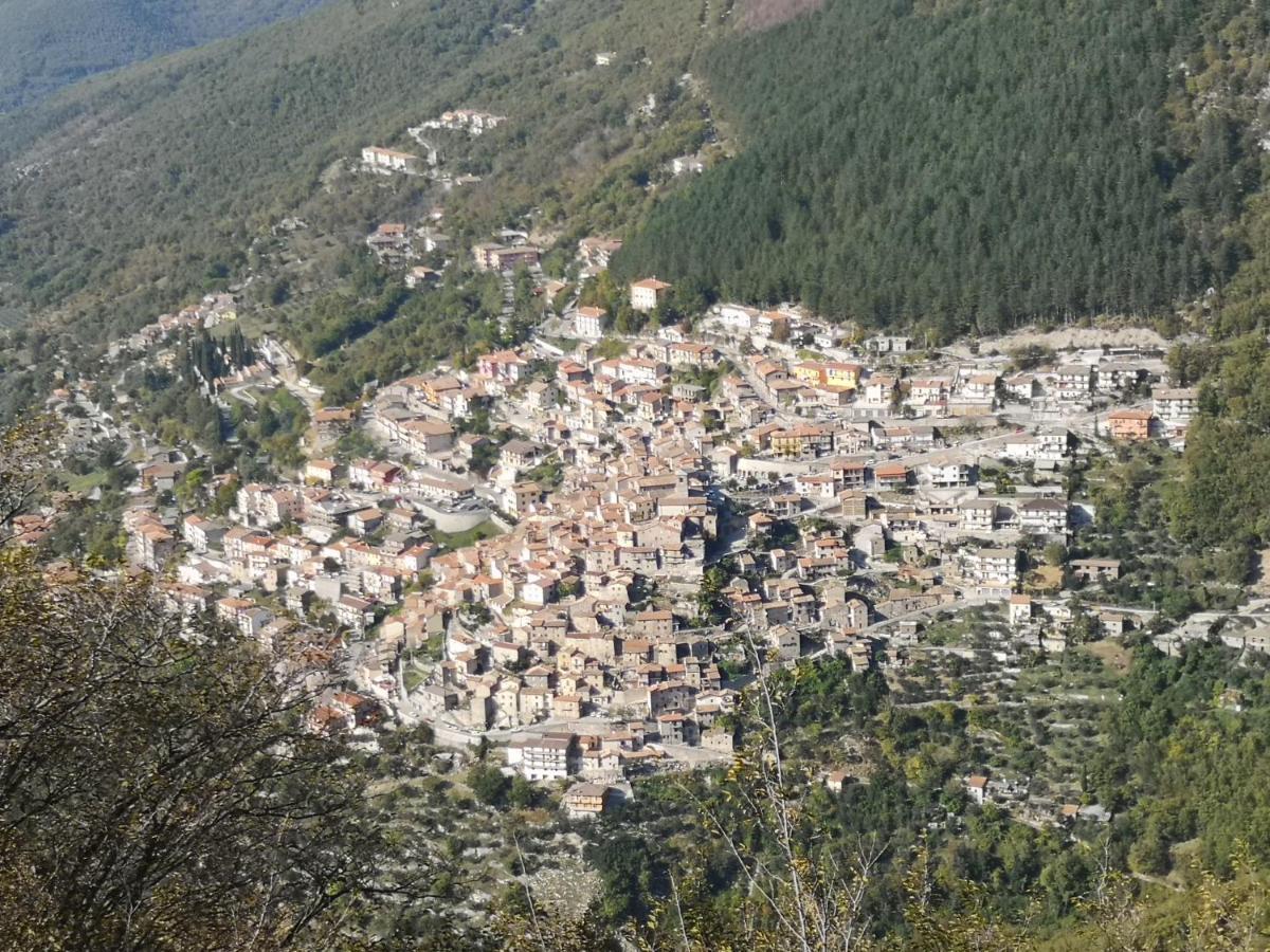 Villa Musica E Poesia Da Battisti Ida à Poggio Bustone Extérieur photo